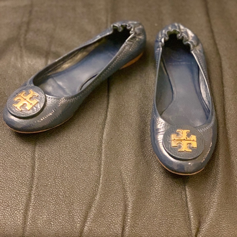 Tory Burch patent leather navy flat 7